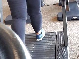 Die arabische Gilf wackelt mit ihrem Arsch