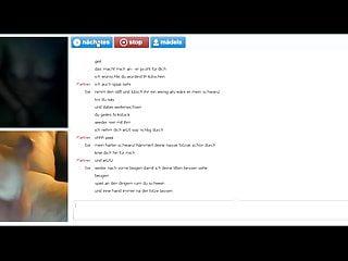 Ihre feuchte Muschi wird gefistet und