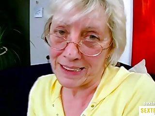 Deutsche Schnheit wird mit einer Banane befriedigt