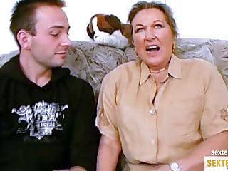 Deutsche Milf fickt mit dem Freund der Tochter