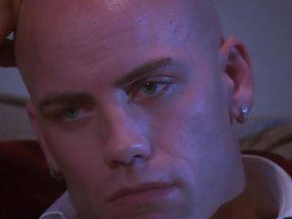 Tommy gunn nagelt Girl mit kleinen Titten