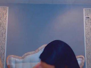 Wilde Latina hat wilden Sex im Bett