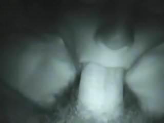 Homade Sextape Hure bläst Schwanz im Büro